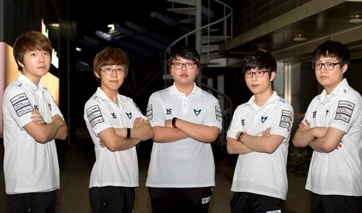 Virtus.pro 在击败 9z 后继续在 IEM Rio 2024 中奋战；