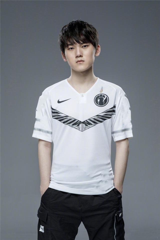 TES赛后群访：说要玩蛇女是逗逗弹幕，不会有人当真了吧