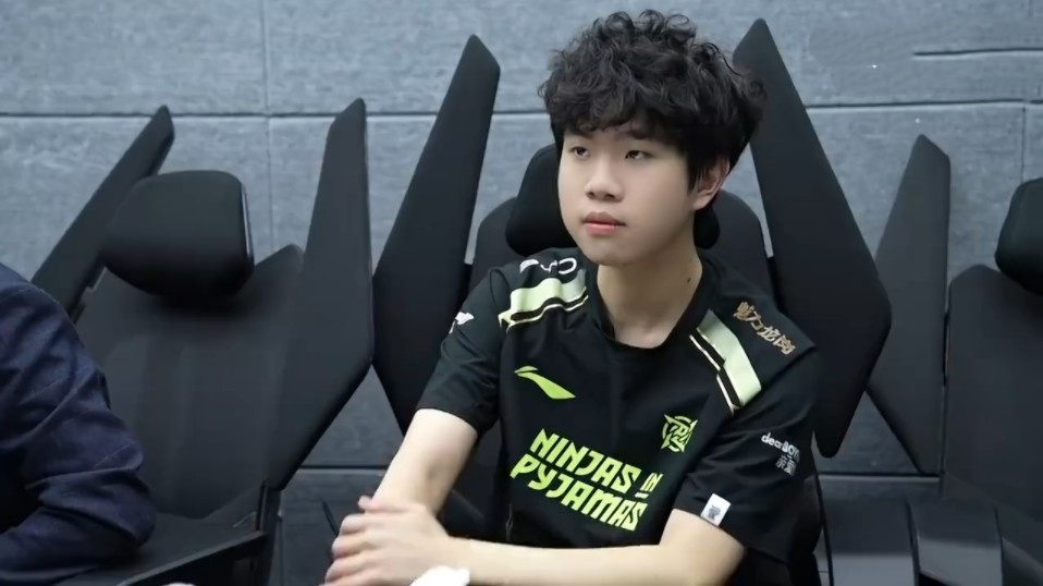 Vitality 击败 Liquid 晋级 BLAST Bounty Fall 2025 半决赛