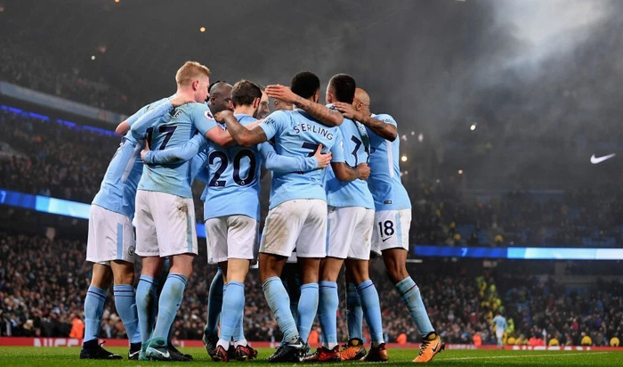 诈骗者使用 apEX 名称和 Team Vitality 品牌进行 YouTube 诈骗